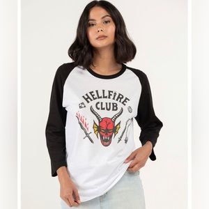 STRANGER THINGS Hellfire Club Unisex Raglan Tee [L]